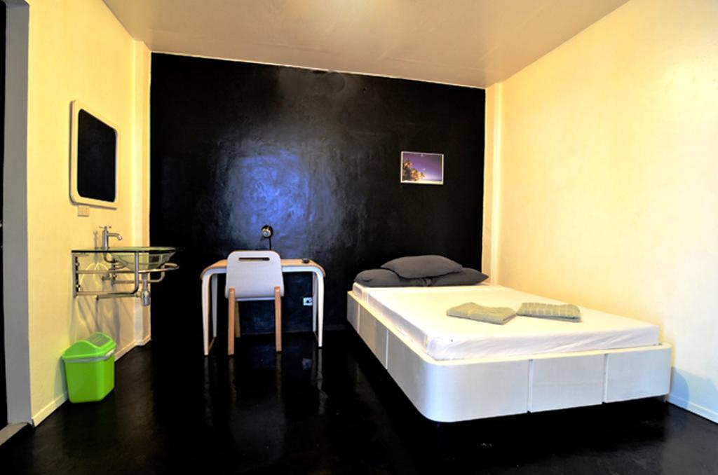 Island Nook Hotel Balabag  Kültér fotó