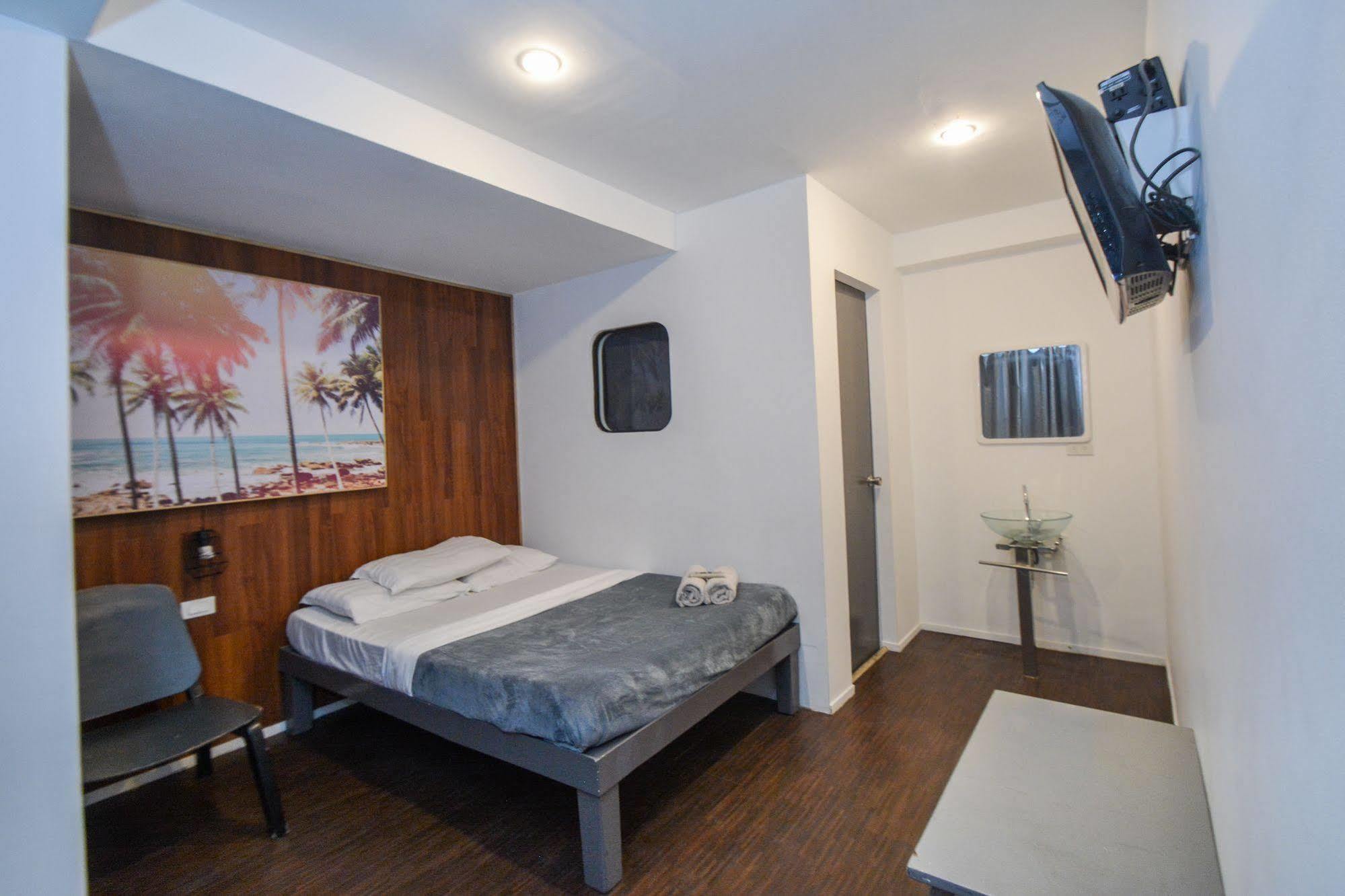 Island Nook Hotel Balabag  Kültér fotó