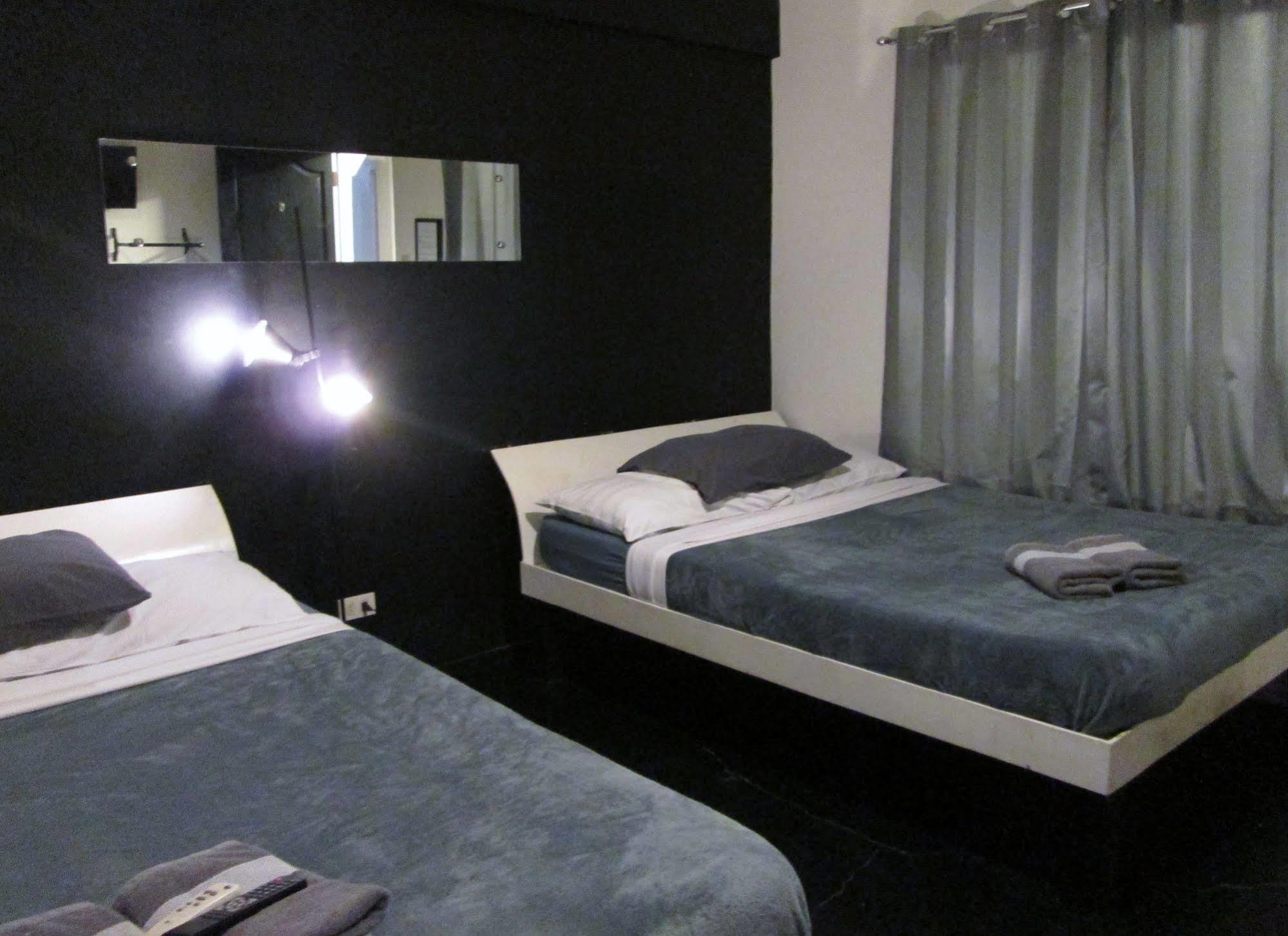 Island Nook Hotel Balabag  Kültér fotó