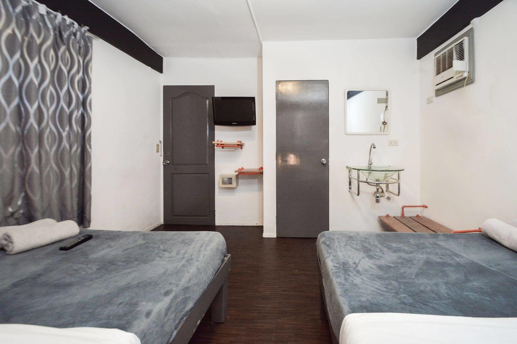 Island Nook Hotel Balabag  Kültér fotó