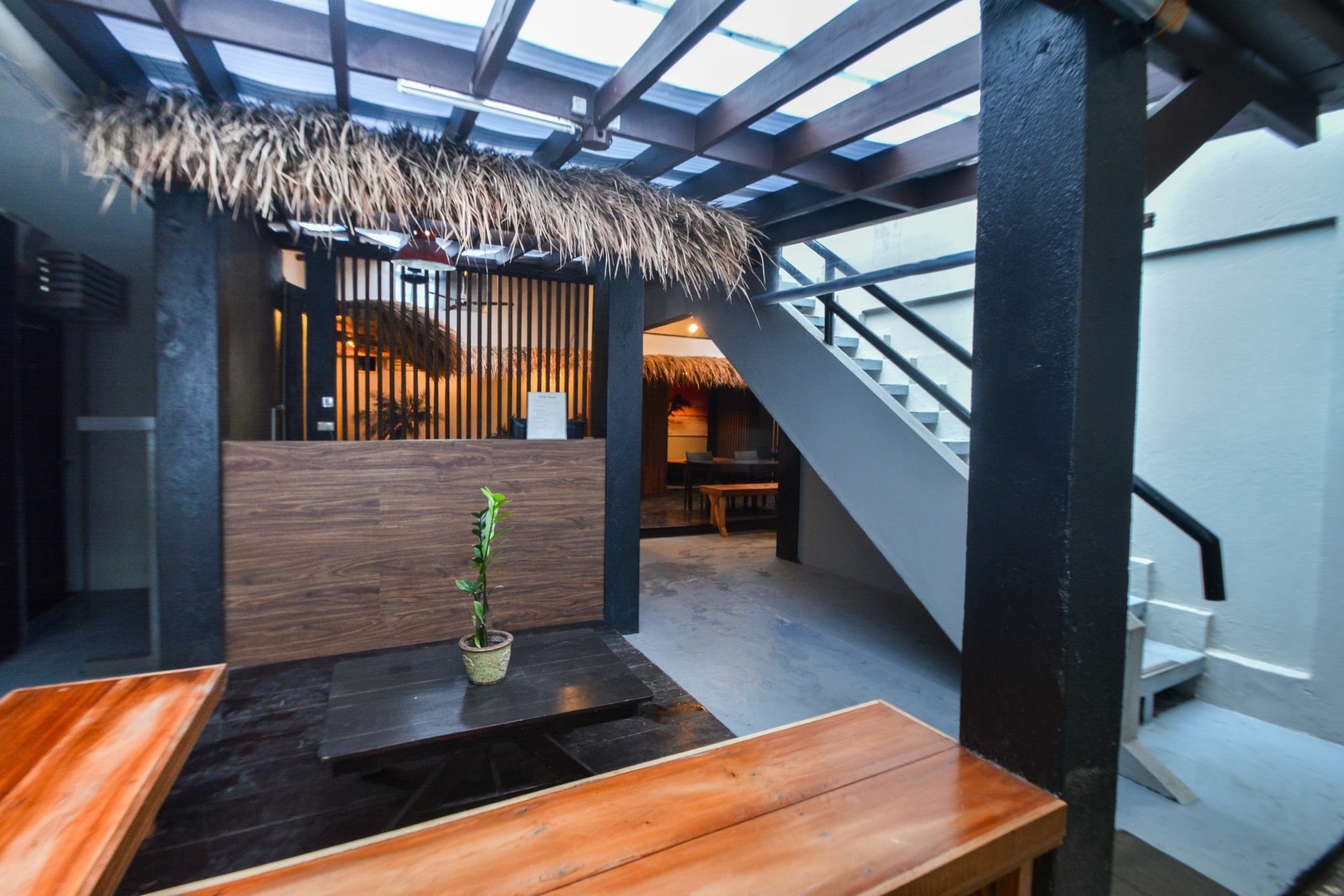 Island Nook Hotel Balabag  Kültér fotó